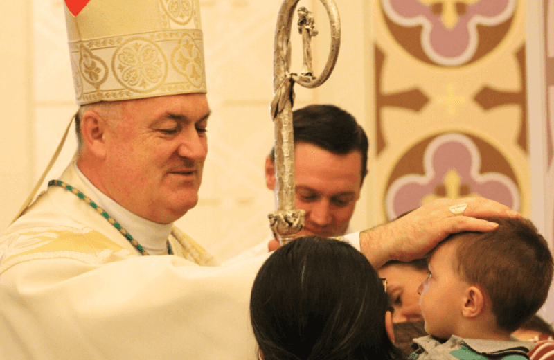 Foto de capa da notícia Semana da Família 2025 na Diocese de Caxias será aberta com a bênção de Dom José Gislon pelas rádios, TVs e redes sociais